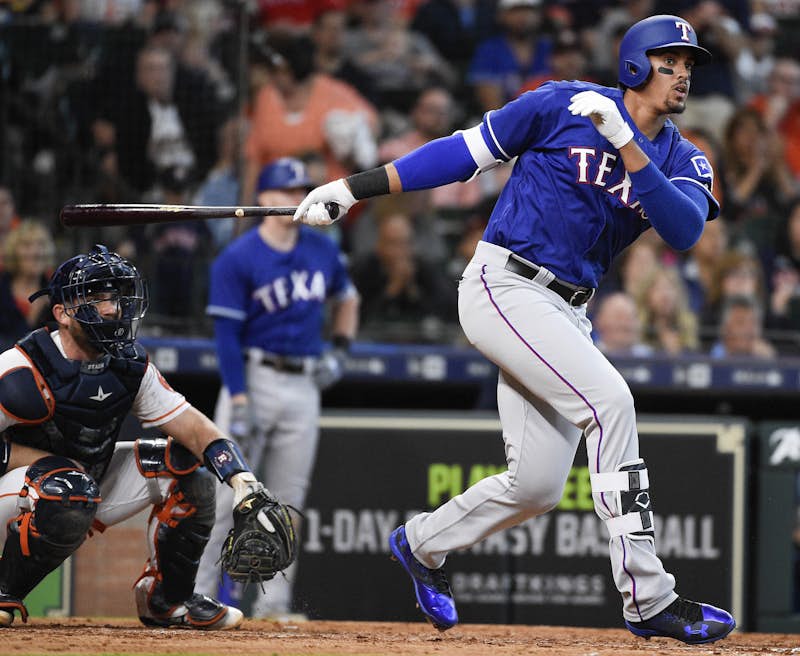 Guzman stars as Rangers rally